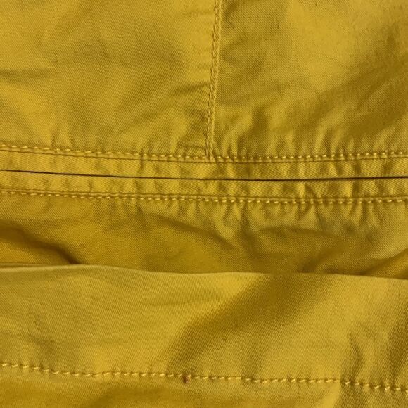 Old Navy size 22 mid rise mustard color shorts - Picture 8 of 8